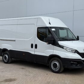 2023 Iveco Daily 35S14 2.3 L2H2 Airco Cruise 3.5ton Trekgew